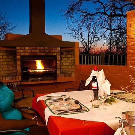 Halali Camp Hotell Etosha Eksteriør bilde