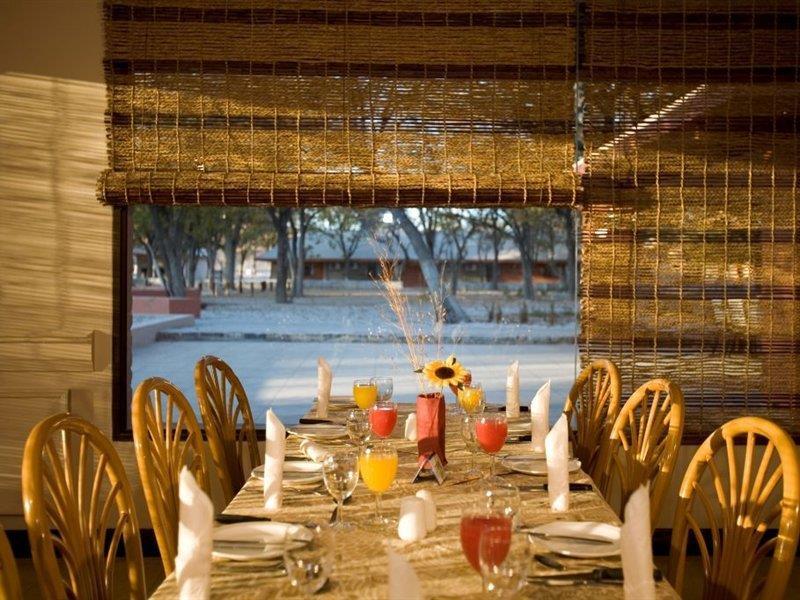 Halali Camp Hotell Etosha Eksteriør bilde